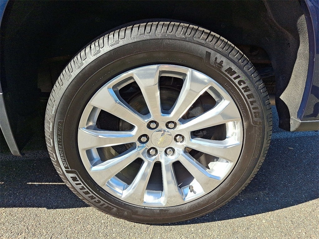 Thumbnail: 2019 Chevrolet Silverado 1500 - 6