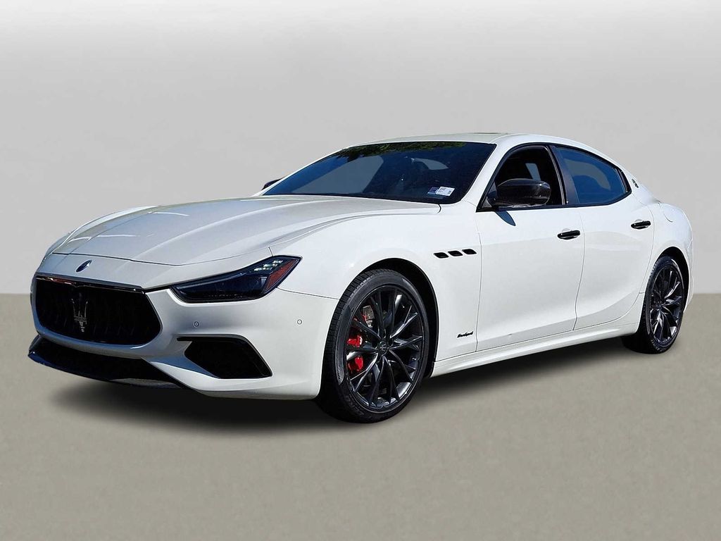 Thumbnail: 2019 Maserati Ghibli - 1