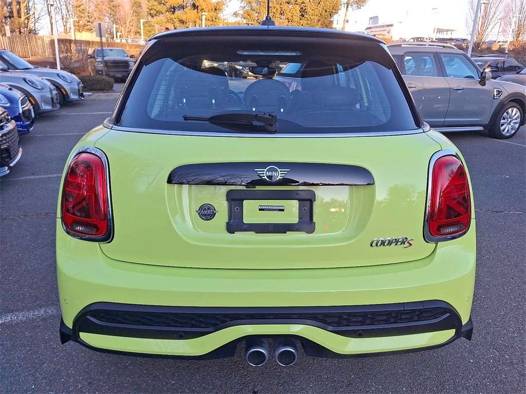 Thumbnail: 2023 MINI Cooper Hardtop - 6