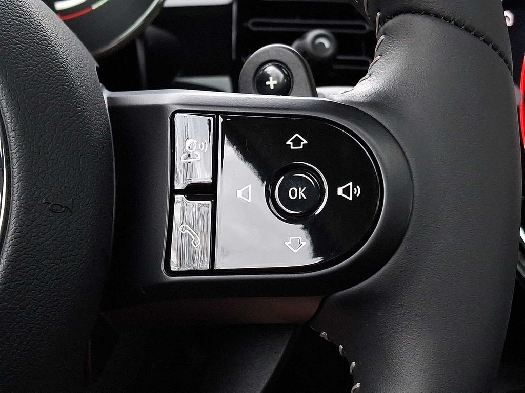 Thumbnail: 2024 MINI Cooper Hardtop - 19