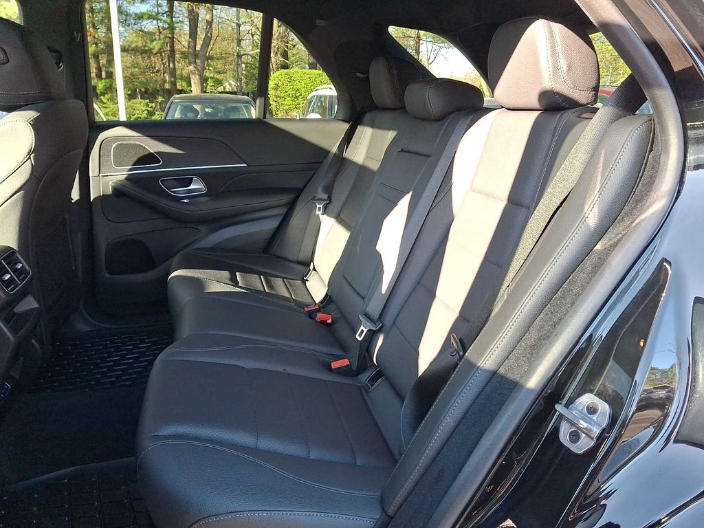 Thumbnail: 2024 Mercedes-Benz GLE - 7