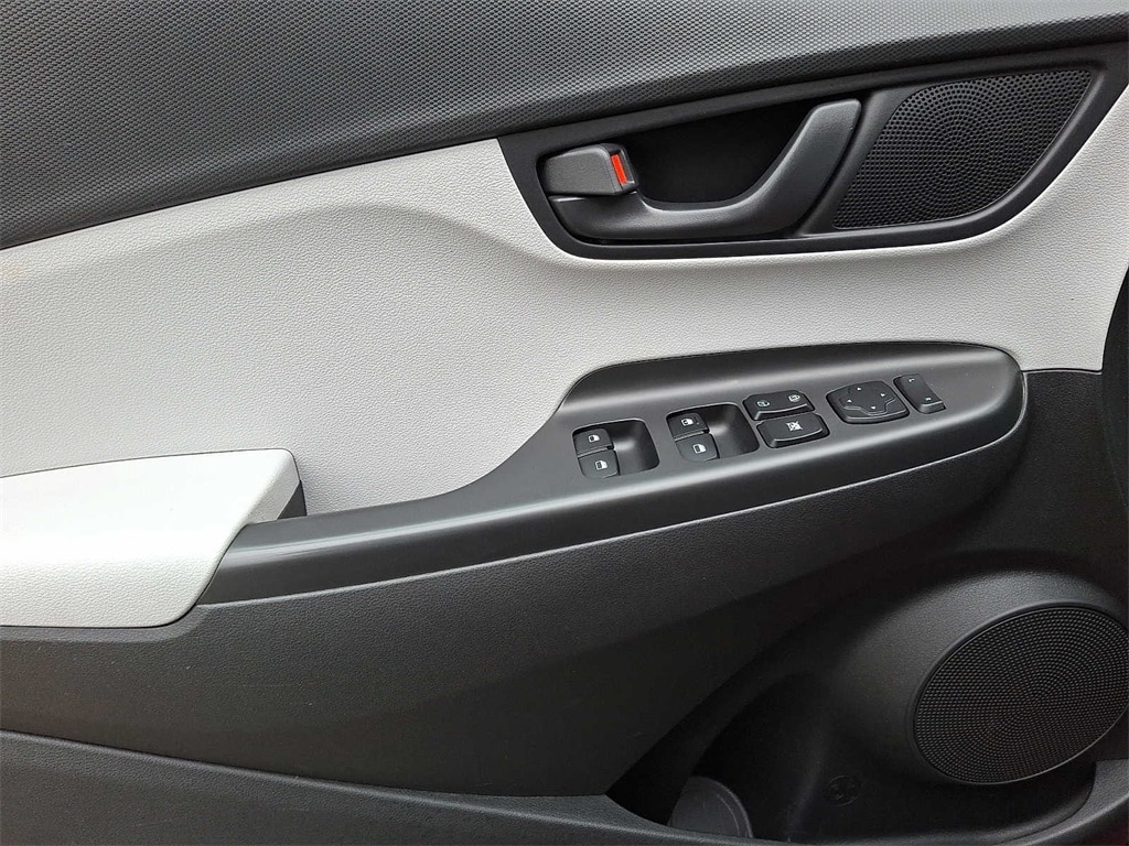 Thumbnail: 2022 Hyundai Kona - 11