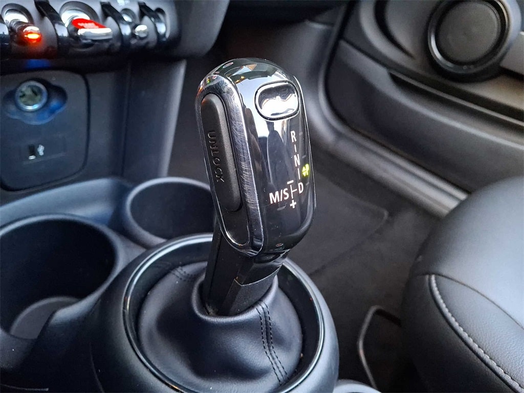 Thumbnail: 2020 MINI Cooper Convertible - 11