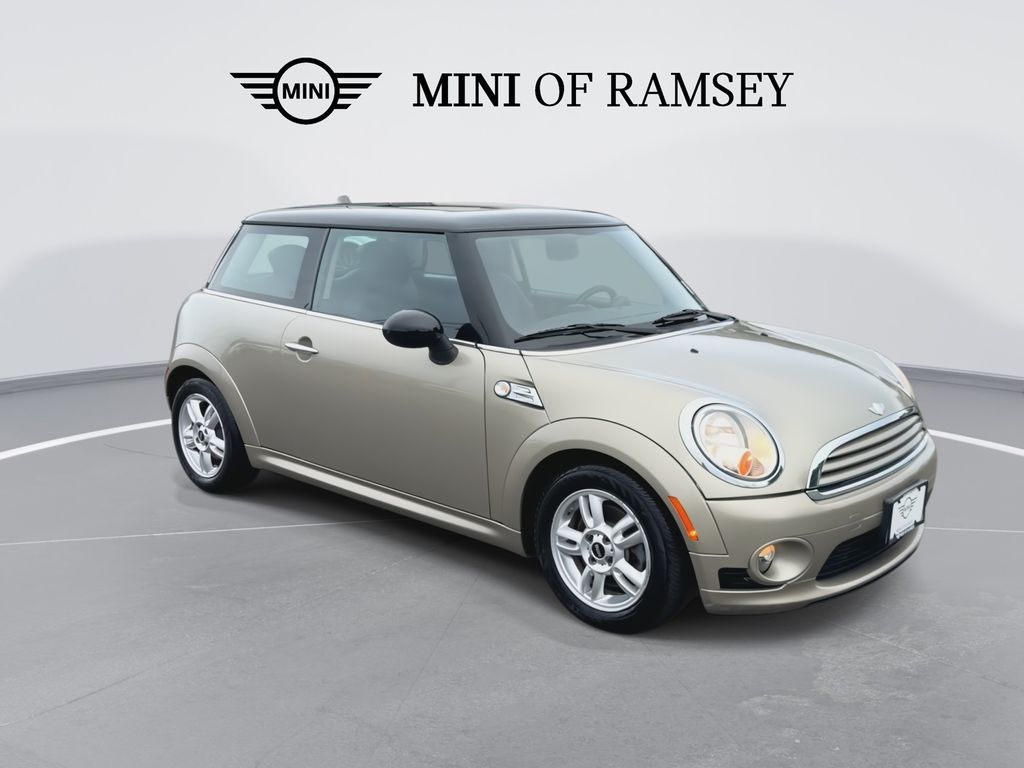 Used 2011 MINI Cooper Base with VIN WMWSU3C53BT098171 for sale in Ramsey, NJ