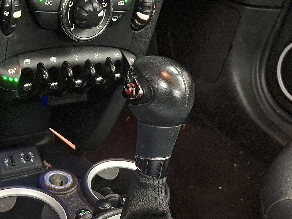 Thumbnail: 2014 MINI Cooper - 11