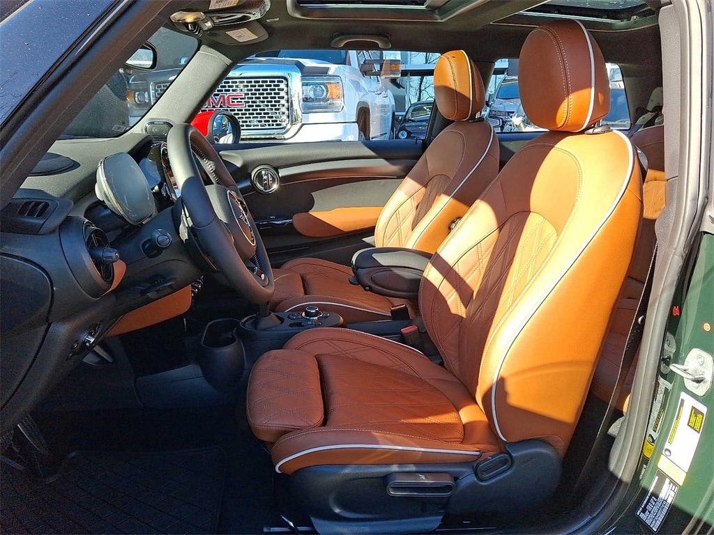 Thumbnail: 2023 MINI Cooper Hardtop - 12