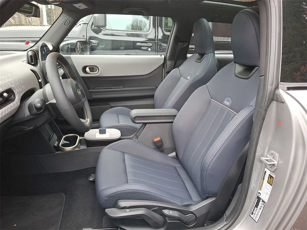 Thumbnail: 2025 MINI Cooper Hardtop - 11