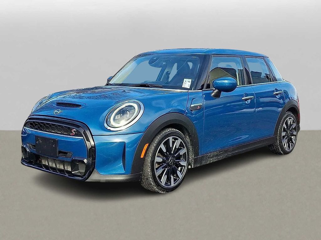 2023 MINI Hardtop Cooper S's photo