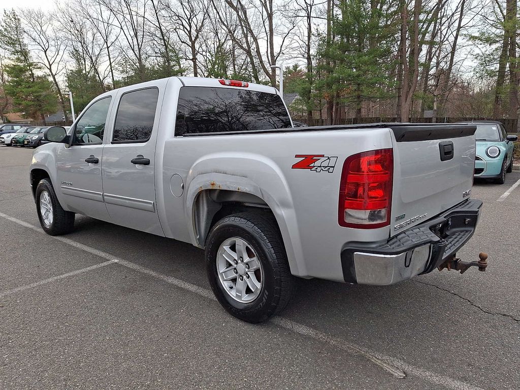 Thumbnail: 2011 GMC Sierra 1500 - 7