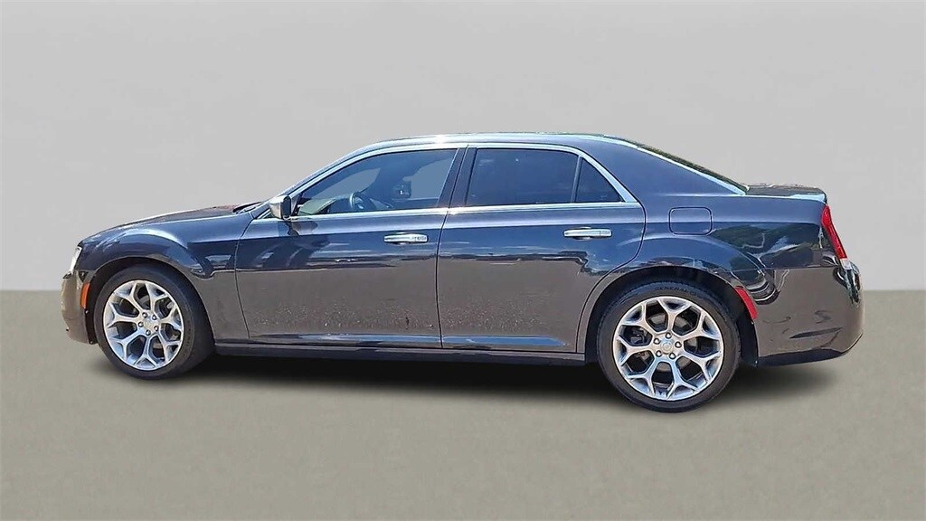 Thumbnail: 2018 Chrysler 300 - 2