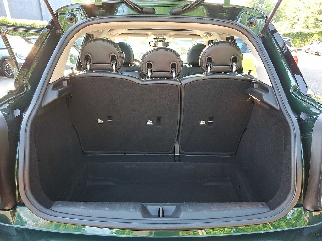 Thumbnail: 2017 MINI Cooper Hardtop - 26