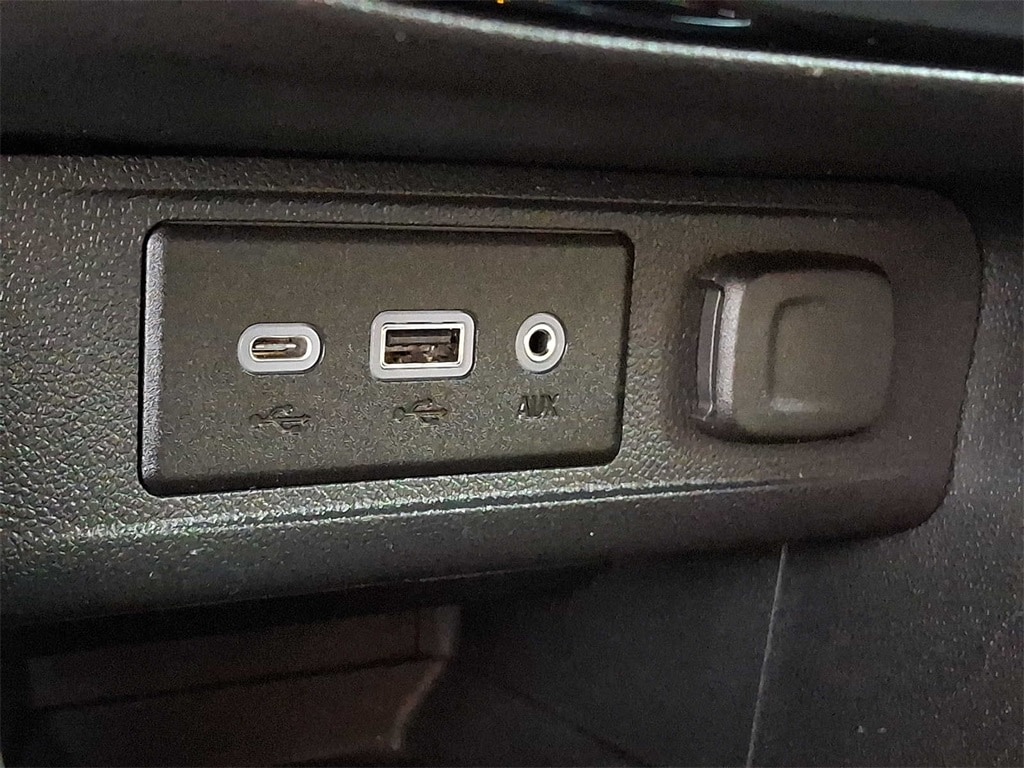 Thumbnail: 2022 Buick Encore GX - 20