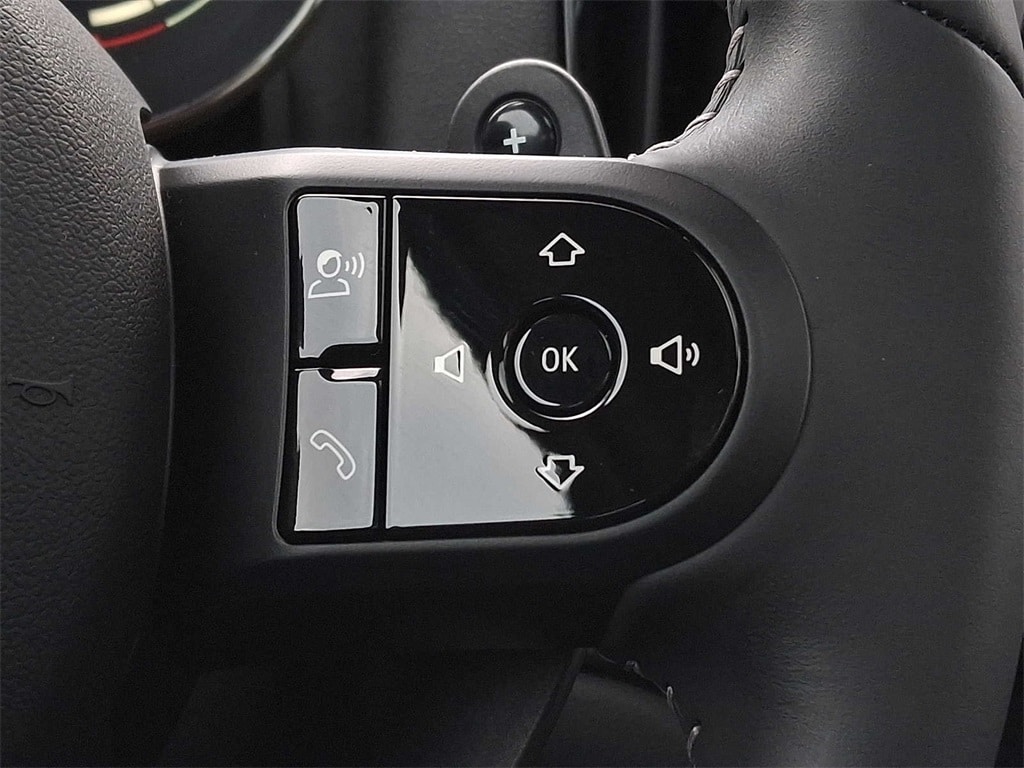 Thumbnail: 2023 MINI Cooper Countryman - 19