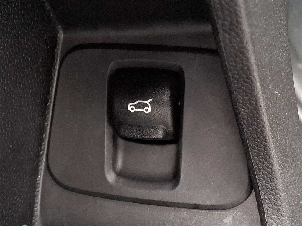 Thumbnail: 2019 MINI Cooper Countryman - 24