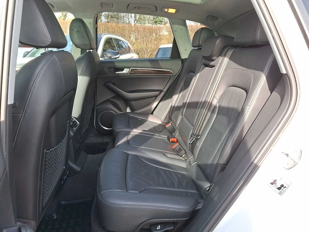 Thumbnail: 2014 Audi Q5 - 8