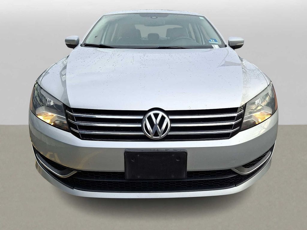 Thumbnail: 2013 Volkswagen Passat - 2