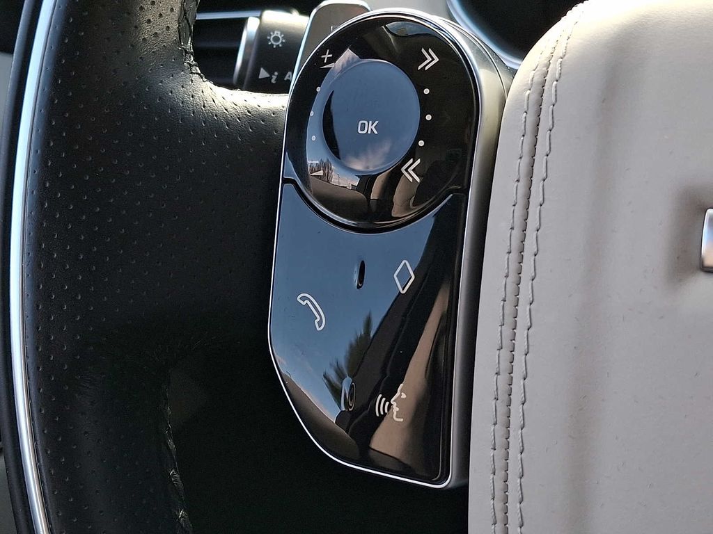 Thumbnail: 2021 Land Rover Range Rover Sport - 18