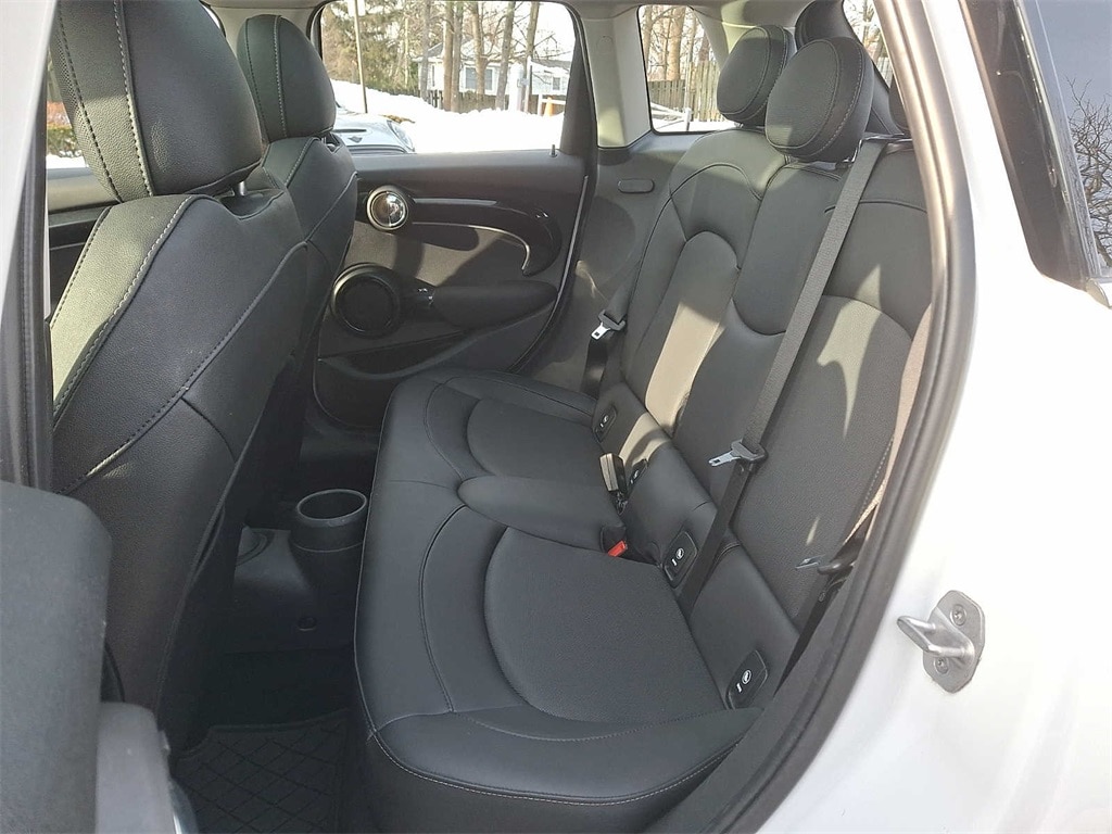 Thumbnail: 2023 MINI Cooper Hardtop - 8