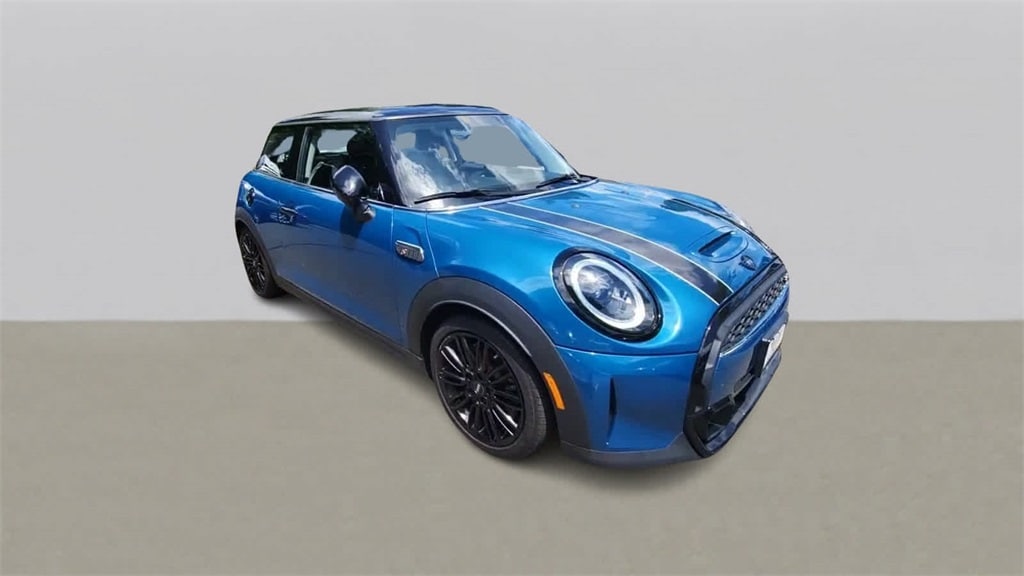 2022 MINI Cooper S 2