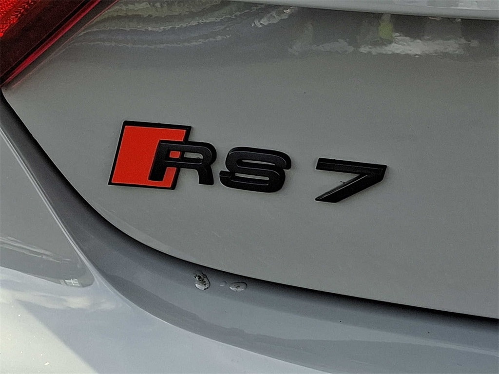 Thumbnail: 2016 Audi RS 7 - 28