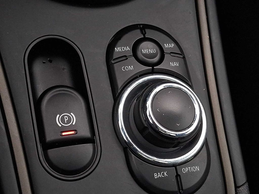 Thumbnail: 2023 MINI Cooper Countryman - 21