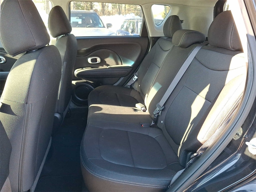 Thumbnail: 2017 Kia Soul - 9