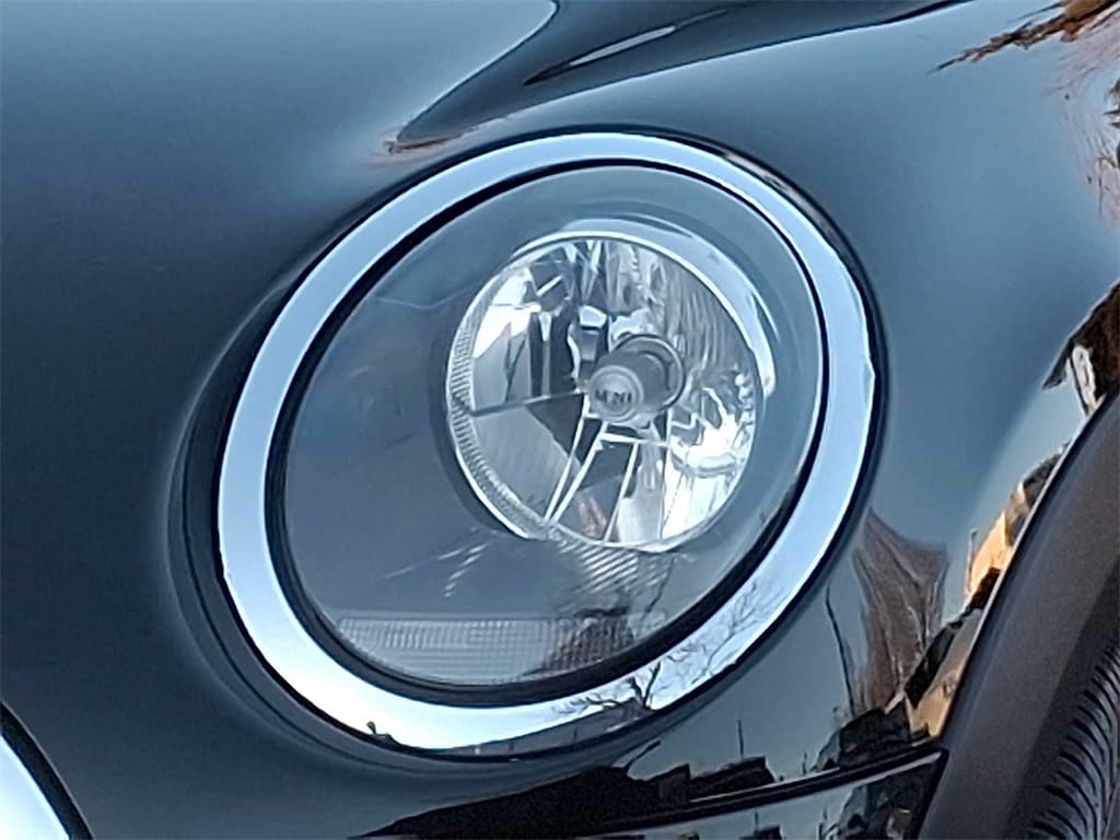 Thumbnail: 2020 MINI Cooper Hardtop - 8