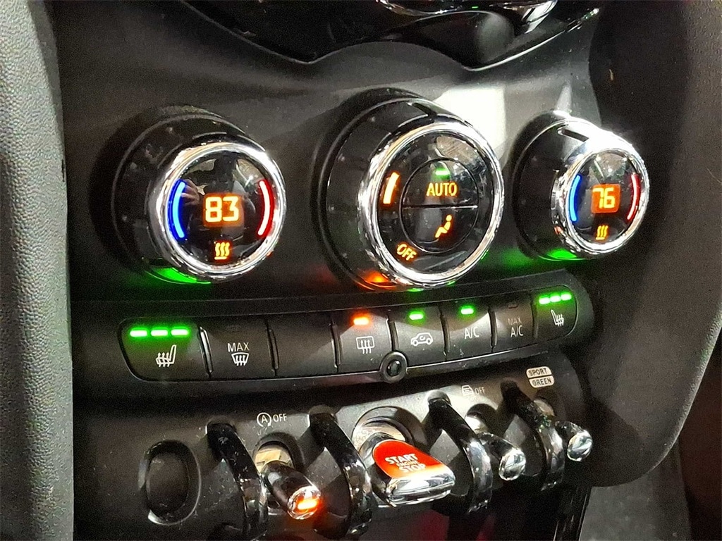 Thumbnail: 2021 MINI Cooper Hardtop - 16