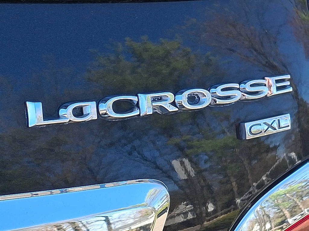 Thumbnail: 2010 Buick LaCrosse - 27