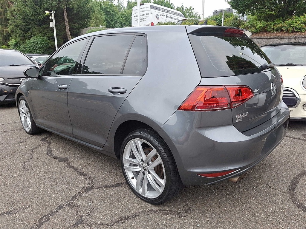 Thumbnail: 2017 Volkswagen Golf - 6