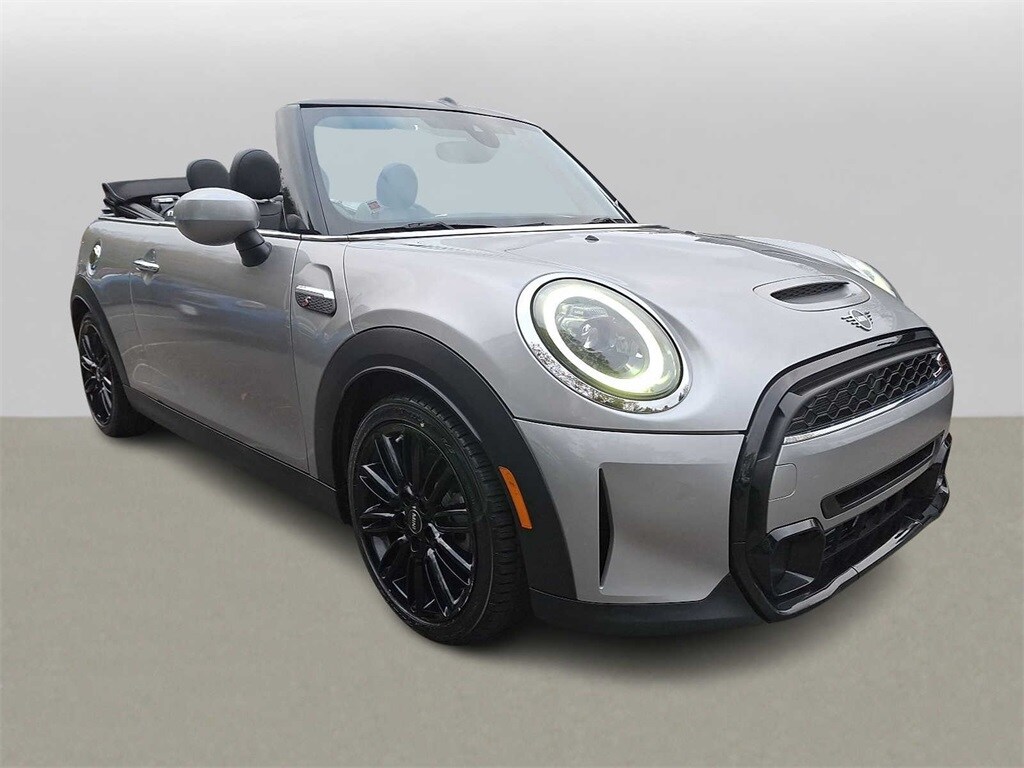2024 Mini Cooper S Convertible photo 3