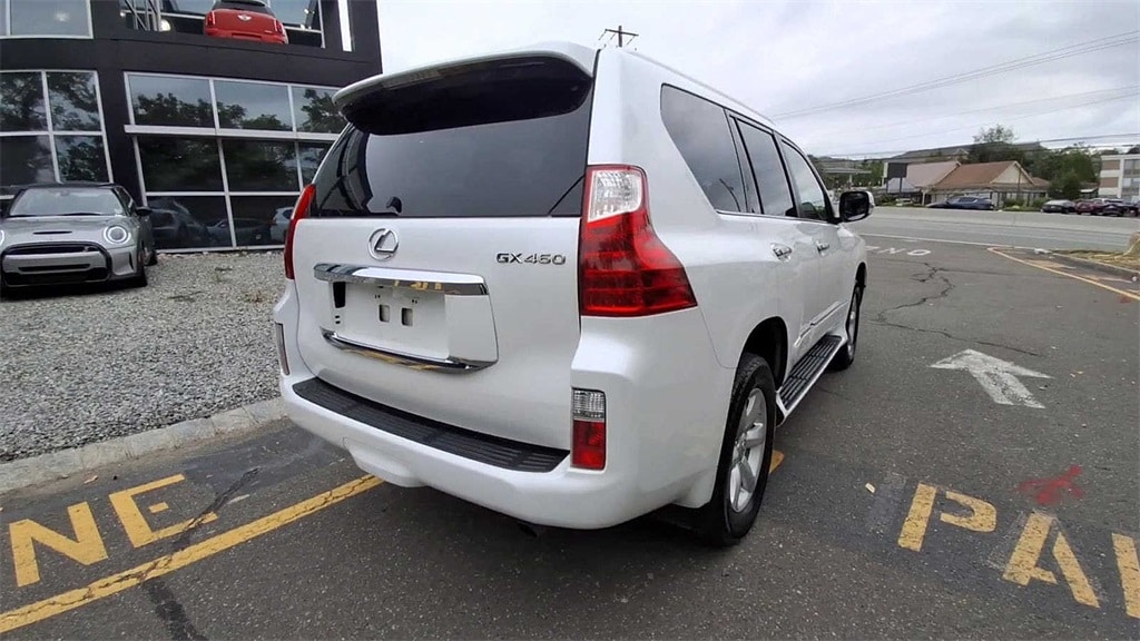 Thumbnail: 2012 Lexus GX - 8