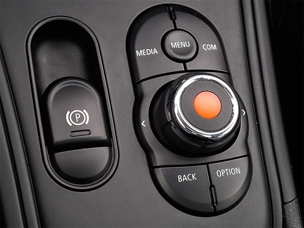 Thumbnail: 2019 MINI Cooper Countryman - 20