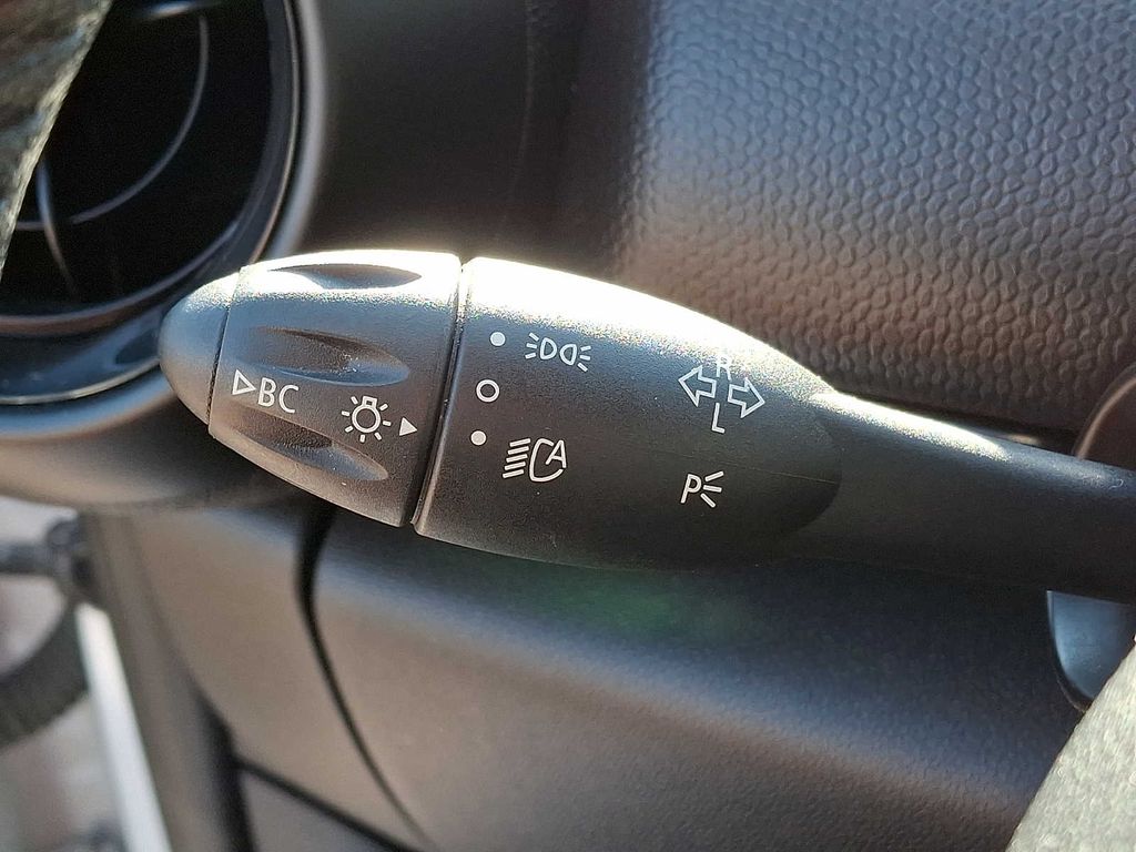 Thumbnail: 2015 MINI Cooper Countryman - 19