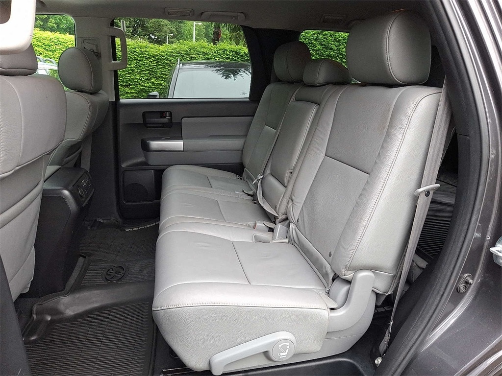 Thumbnail: 2019 Toyota Sequoia - 8