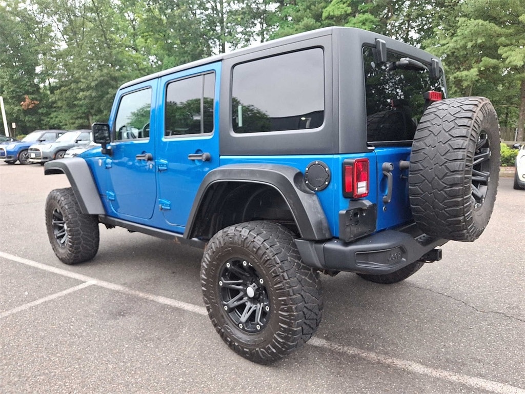 Thumbnail: 2015 Jeep Wrangler - 7