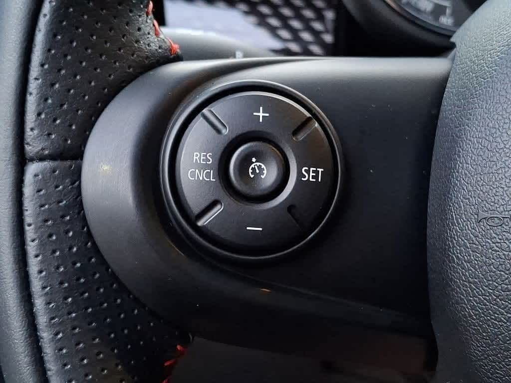 Thumbnail: 2017 MINI Cooper Convertible - 17