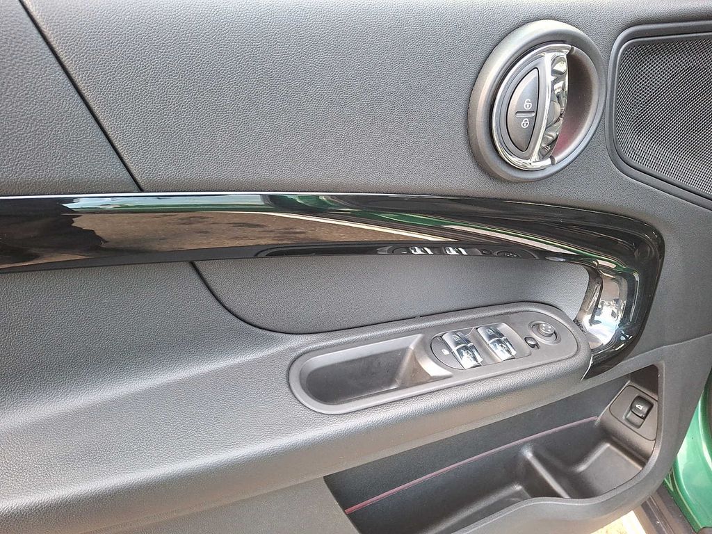 Thumbnail: 2023 MINI Cooper Countryman - 9