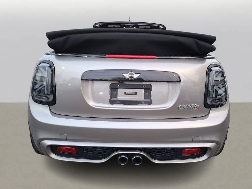 Thumbnail: 2017 MINI Cooper Convertible - 5