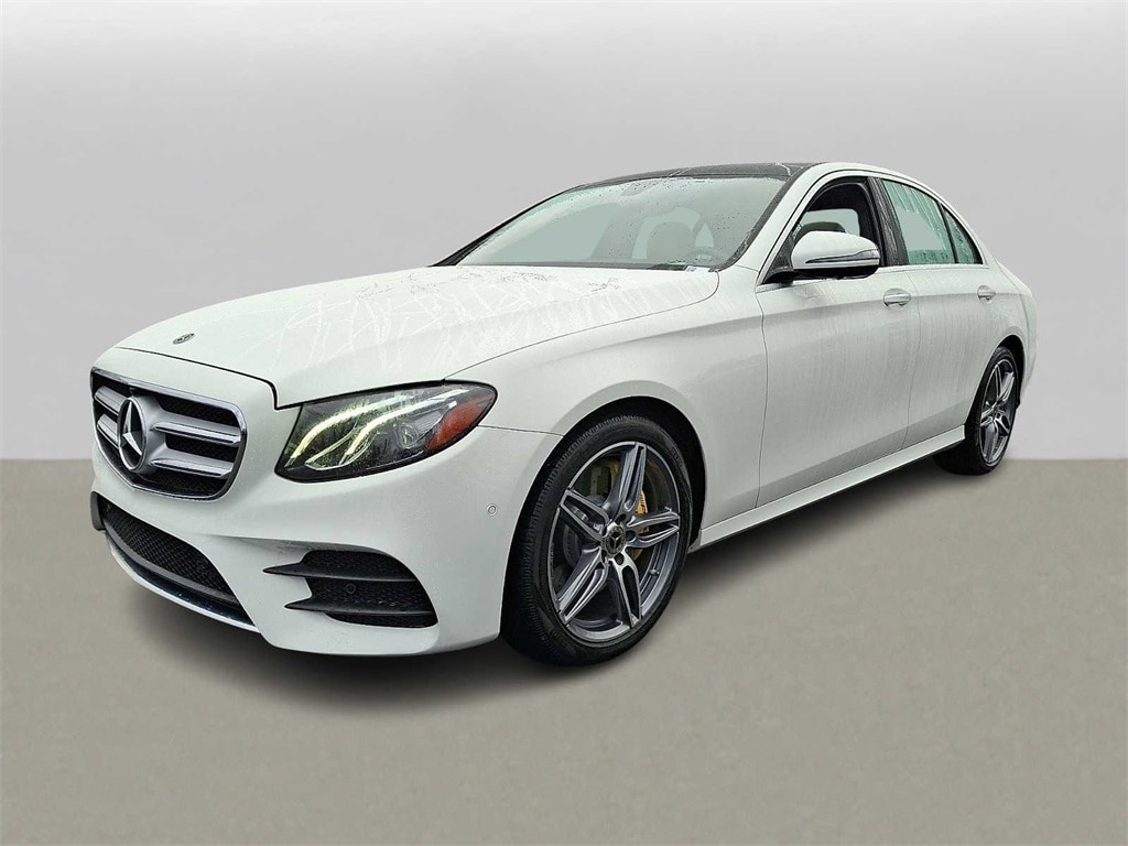 Thumbnail: 2019 Mercedes-Benz E-Class - 1