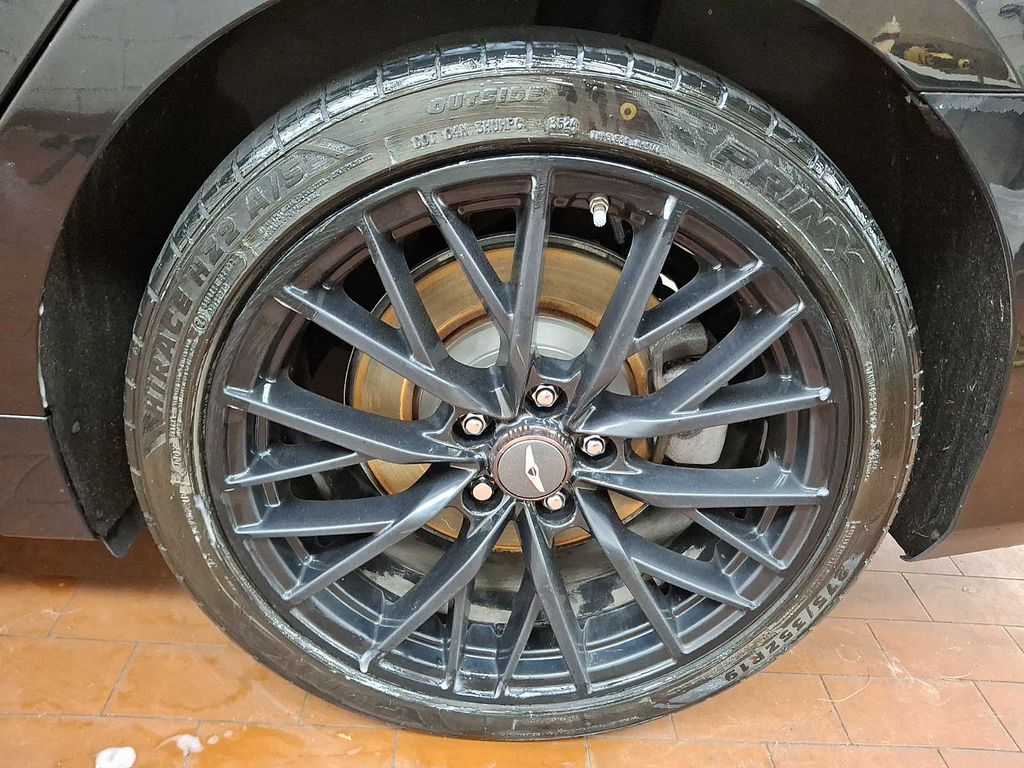 Thumbnail: 2018 Genesis G80 - 6