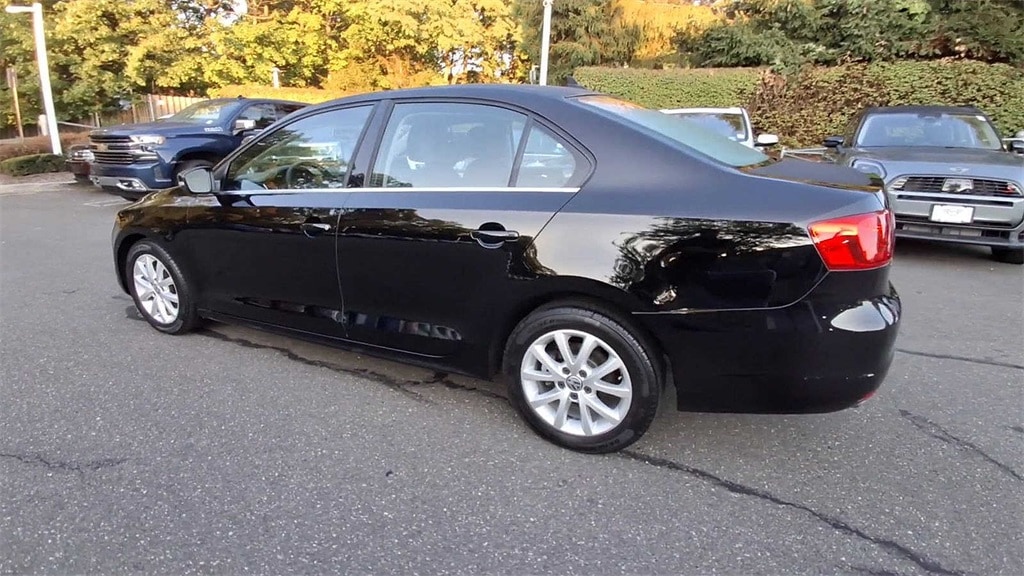 Thumbnail: 2013 Volkswagen Jetta - 6