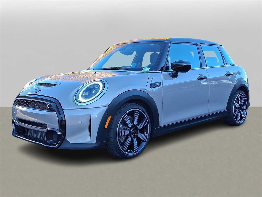 Thumbnail: 2024 MINI Cooper Hardtop - 1