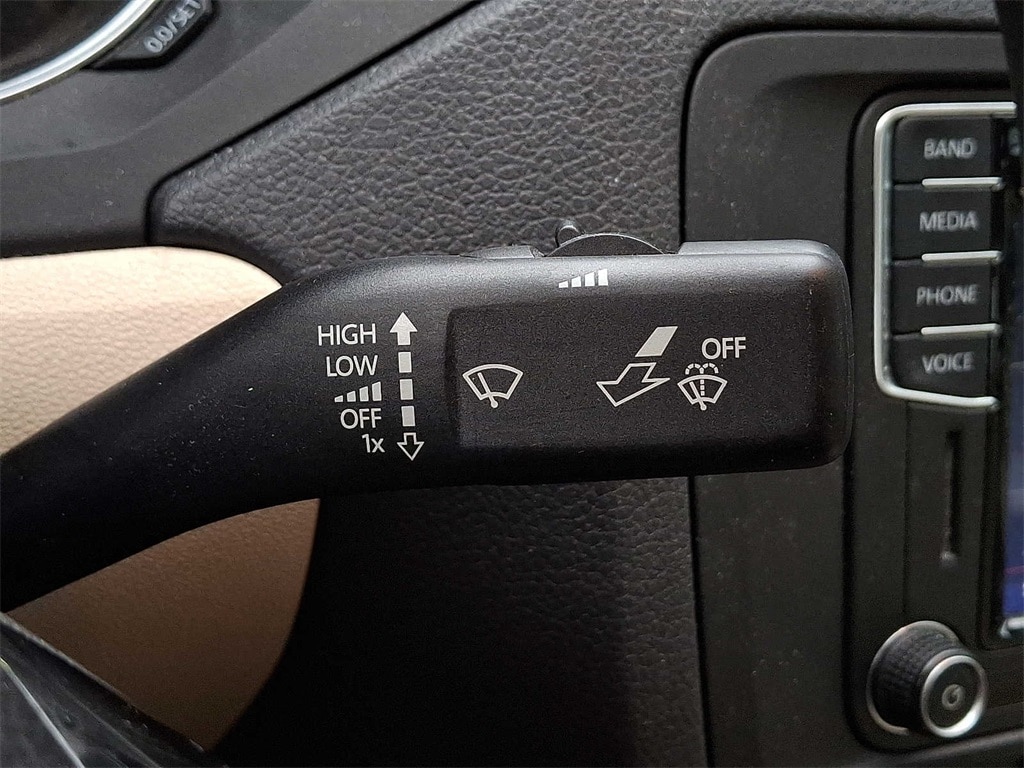 2017 Volkswagen Jetta SE 23