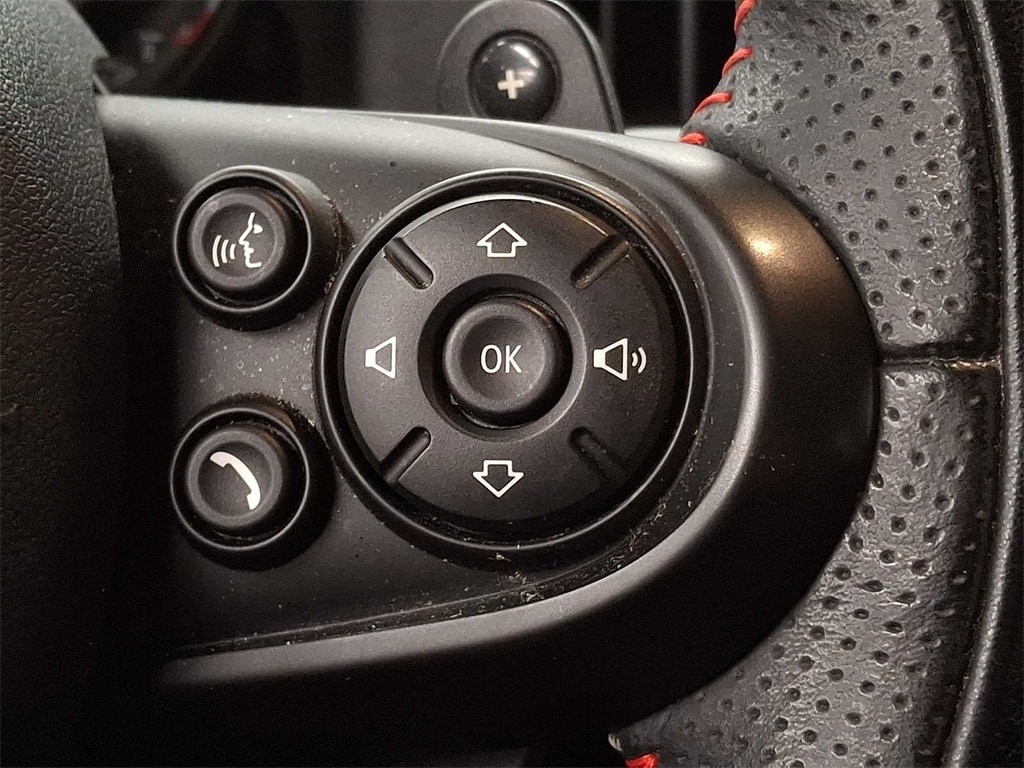 Thumbnail: 2019 MINI Cooper Countryman - 17