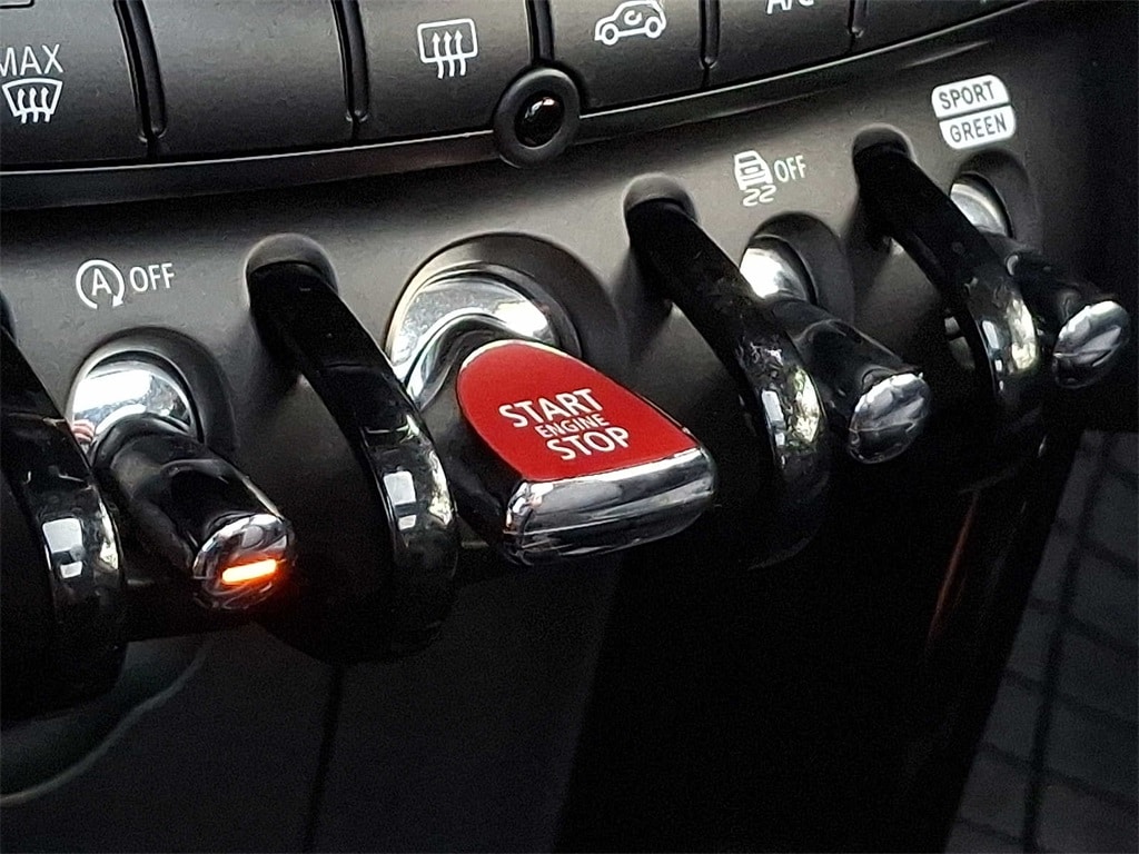 Thumbnail: 2020 MINI Cooper - 24