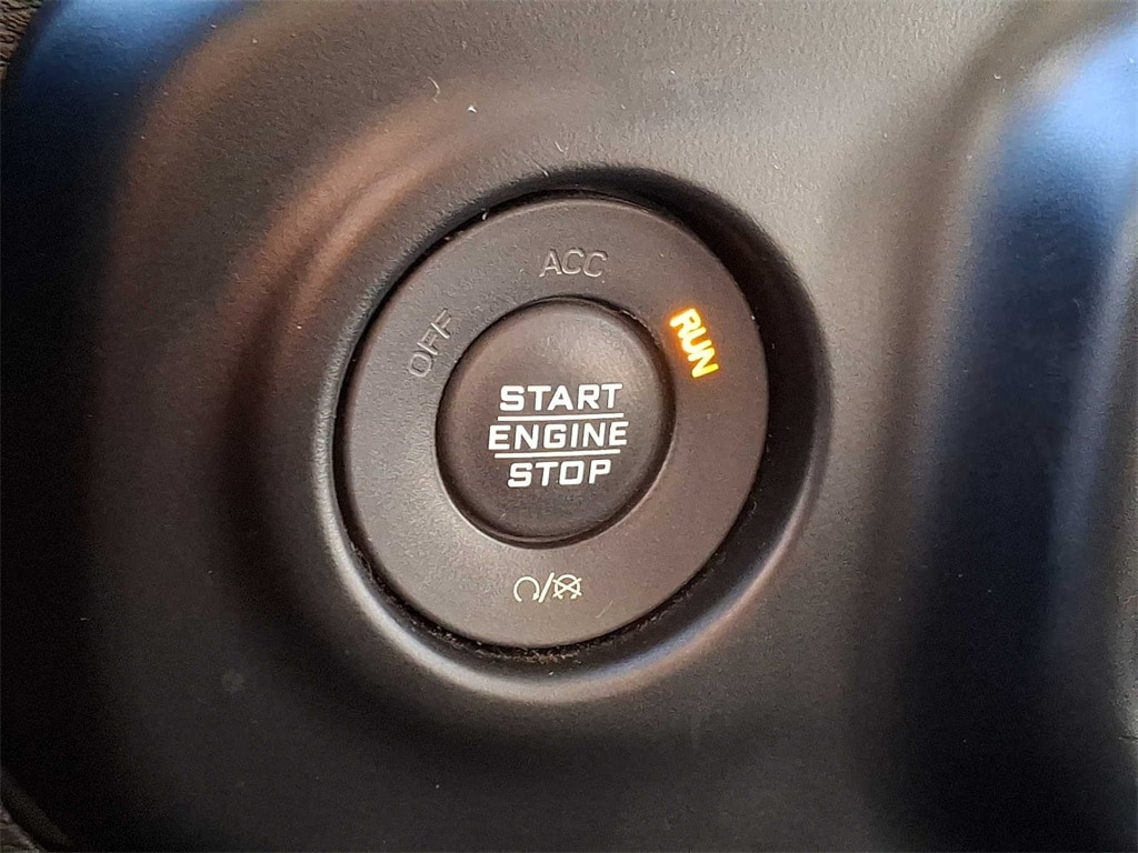 Thumbnail: 2021 Jeep Wrangler - 22