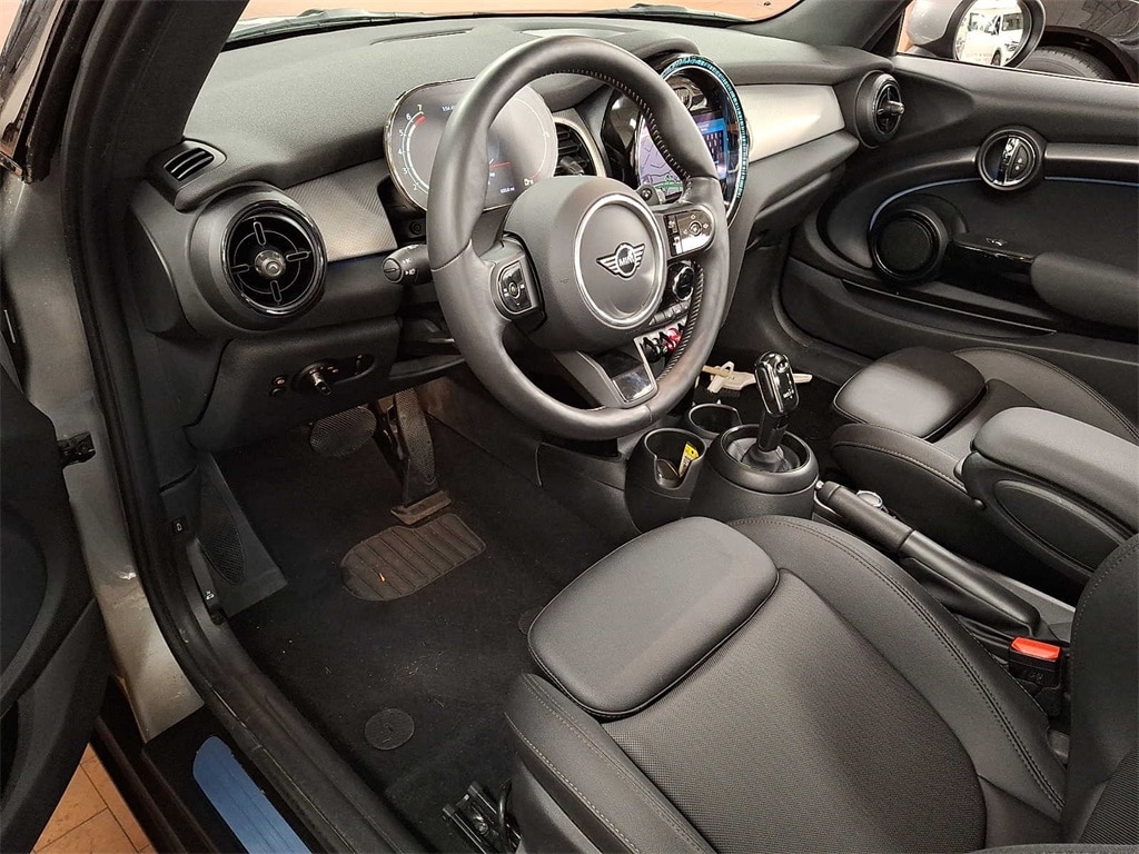 Thumbnail: 2023 MINI Cooper Convertible - 10