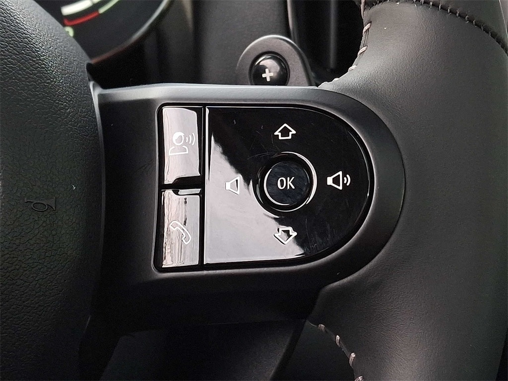 Thumbnail: 2023 MINI Cooper Countryman - 17