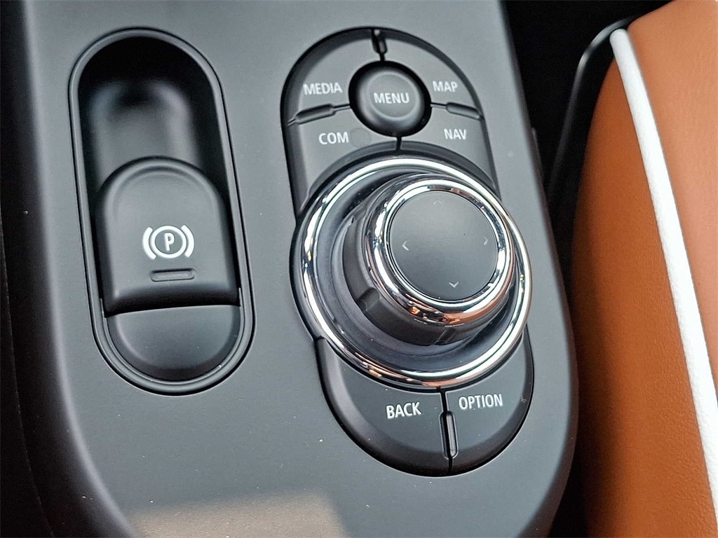 Thumbnail: 2024 MINI Cooper - 19